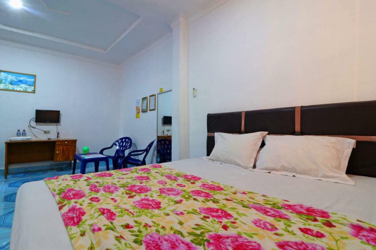 Hotel Rembulan Tebing Tinggi 外观 照片